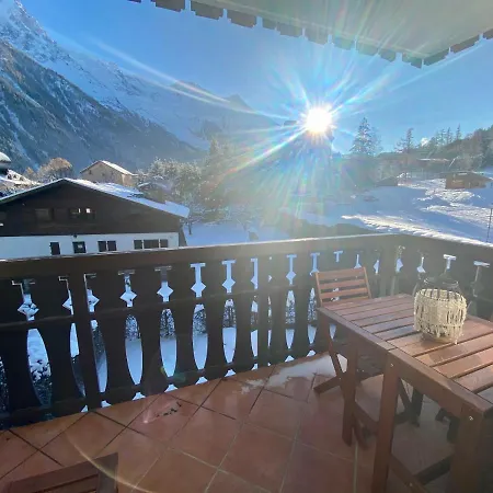 Apartment Cosy Ski In Out And Mt Blanc View Chamonix